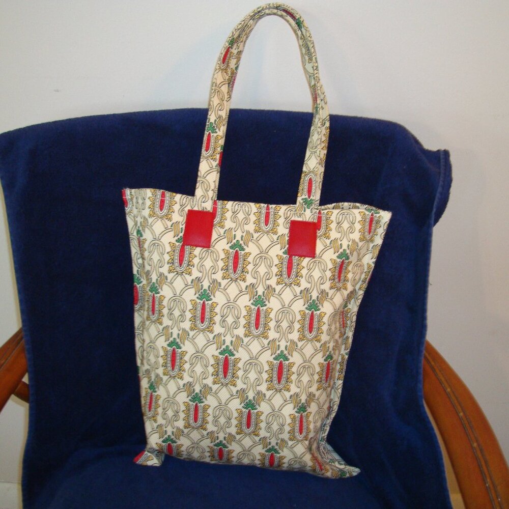 GUCCI Garden Tote Bag Beige Canvas NEVER USED CONDITION!